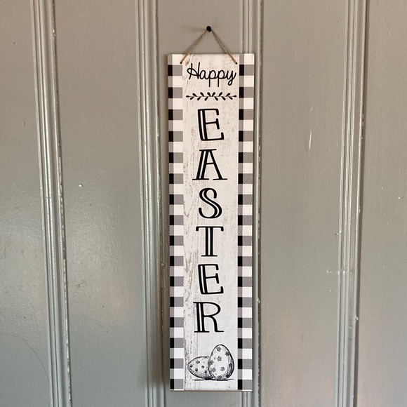 Other - 2/$20 NWT Beautiful Black & White Gingham Vertical Happy Easter Decoration Sign
